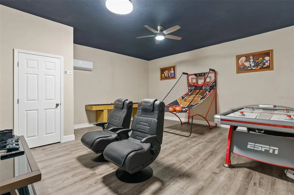 7753 Basnett Circle Kissimmee FL 34747