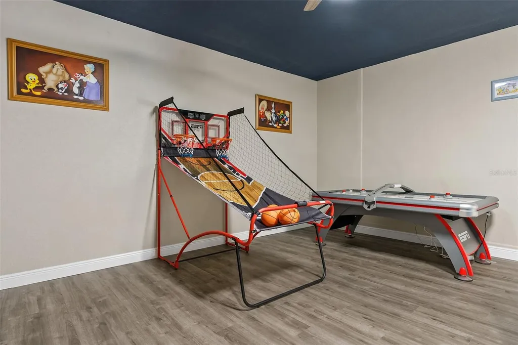7753 Basnett Circle Kissimmee FL 34747