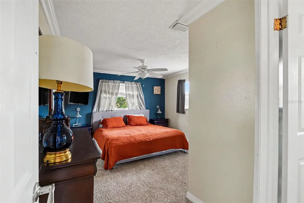 2136 Flora Avenue Fort Myers FL 33907