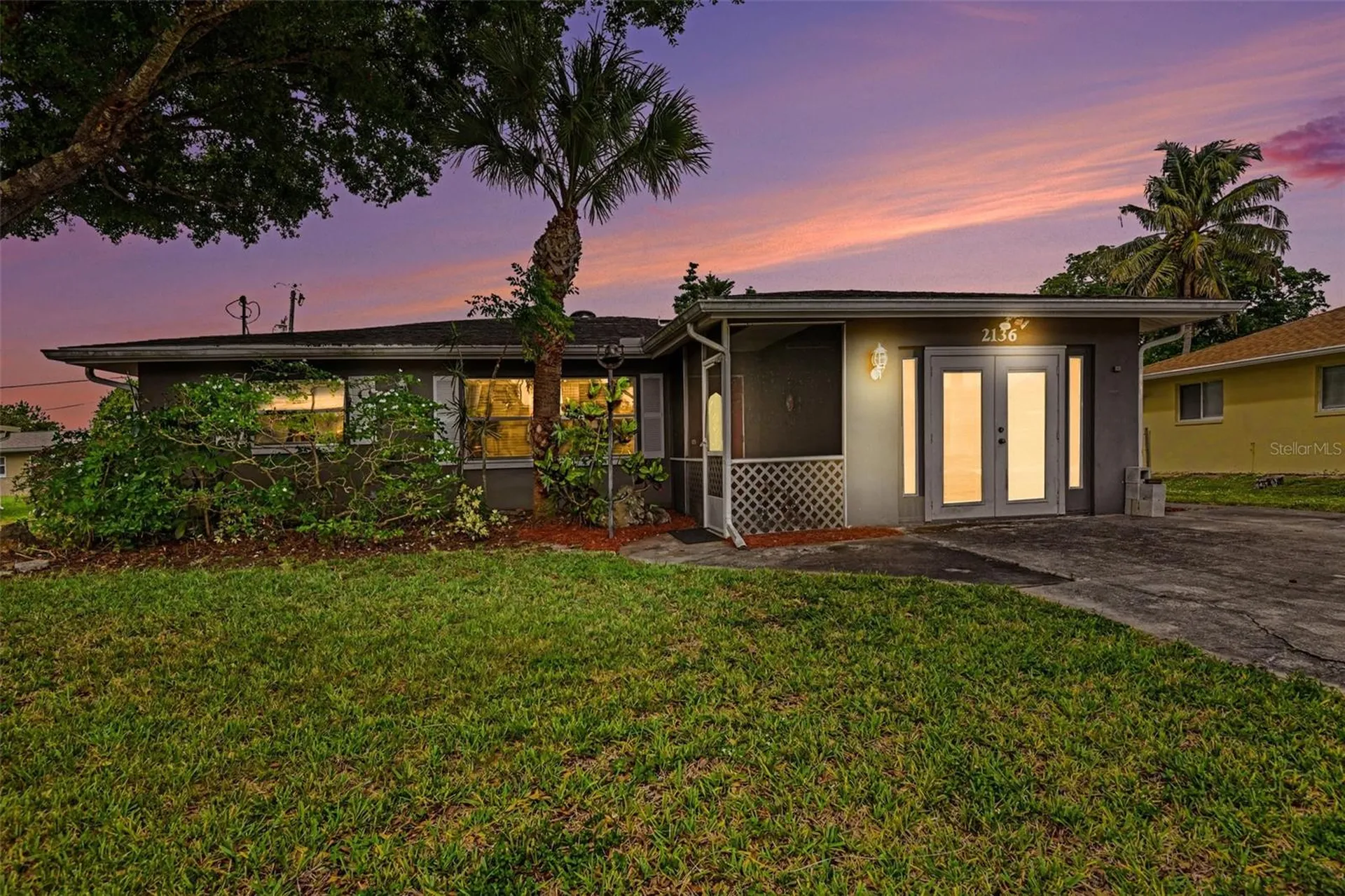 2136 Flora Avenue Fort Myers FL 33907