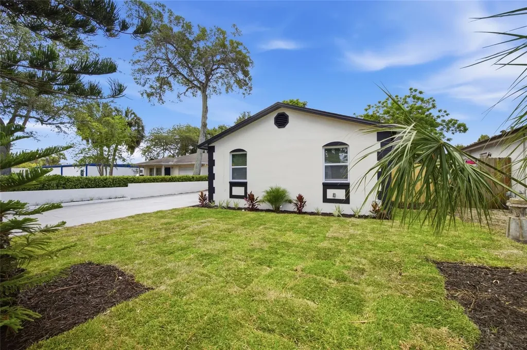 1001 Carlton Street Clearwater FL 33755