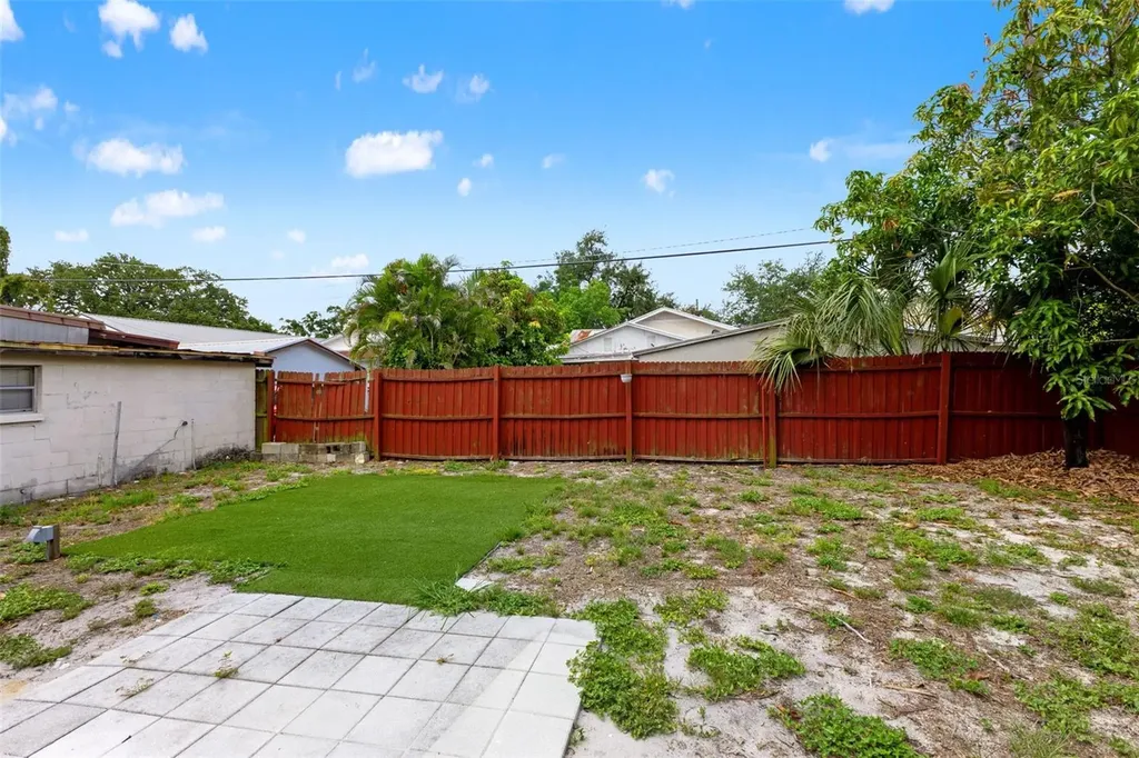 2403 Corrine Street Tampa FL 33605