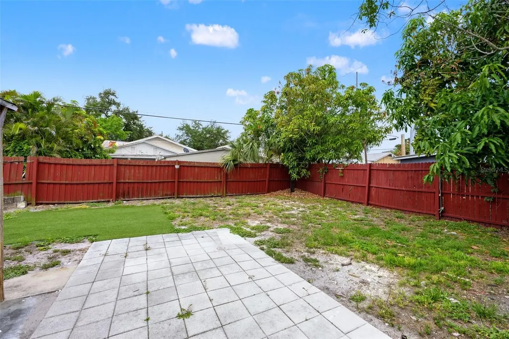 2403 Corrine Street Tampa FL 33605