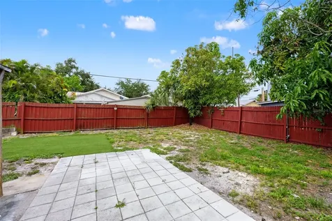 2403 Corrine Street Tampa FL 33605