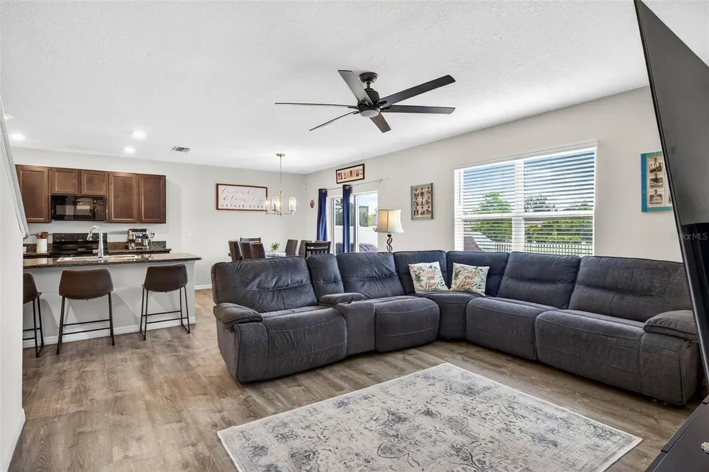 7116 Silverado Ranch Boulevard Zephyrhills FL 33541