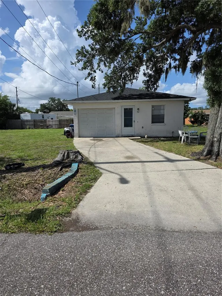 511 30th Street E Palmetto FL 34221