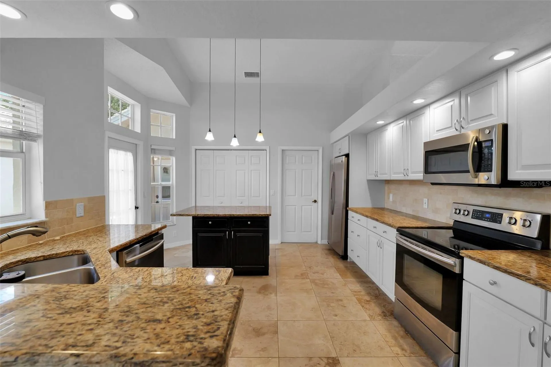 9450 Mississippi Run Weeki Wachee FL 34613