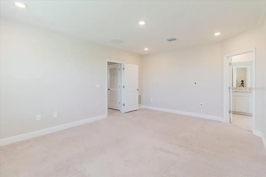 16725 Barnwood Place Bradenton FL 34211