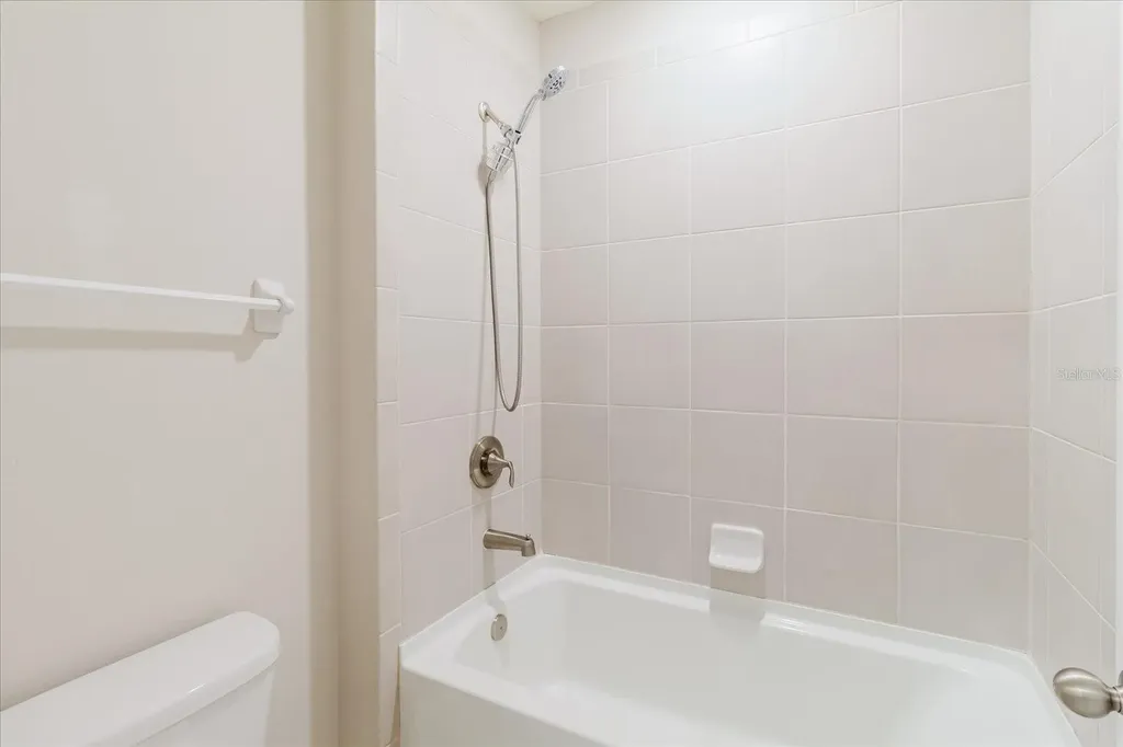 16725 Barnwood Place Bradenton FL 34211