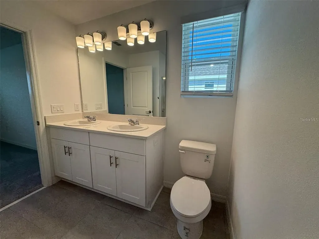 3133 Skyline Loop Kissimmee FL 34758