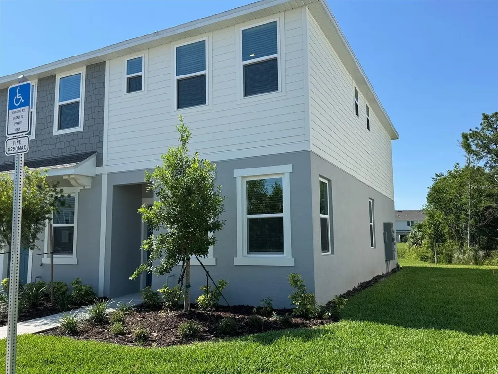 3133 Skyline Loop Kissimmee FL 34758
