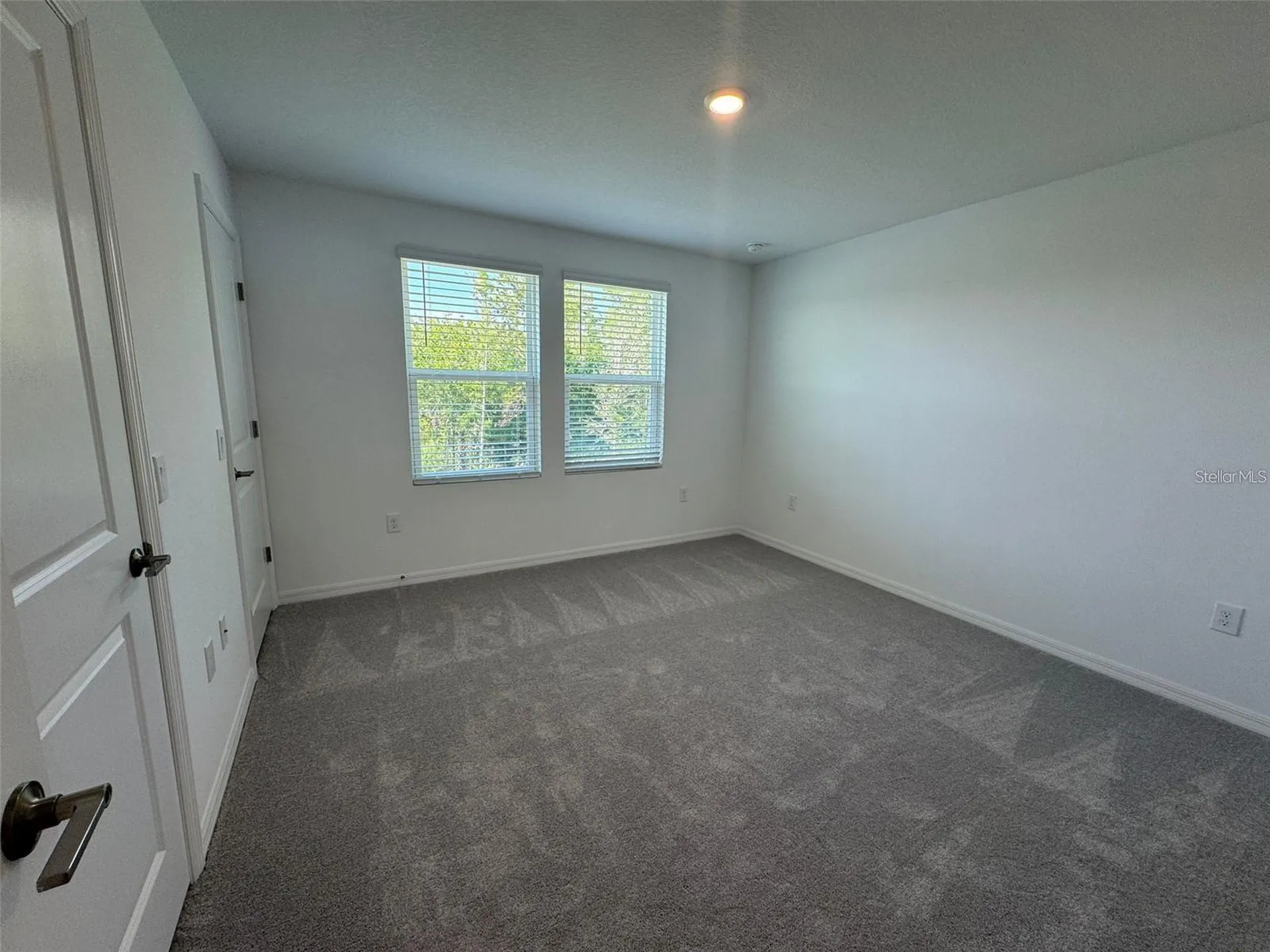 3133 Skyline Loop Kissimmee FL 34758