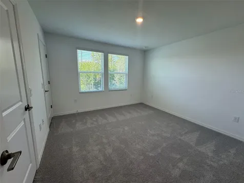 3133 Skyline Loop Kissimmee FL 34758