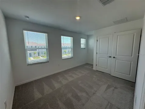3133 Skyline Loop Kissimmee FL 34758
