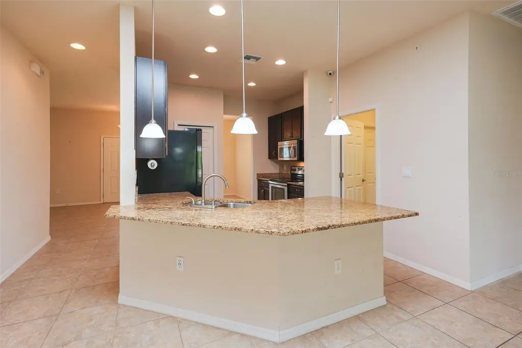 6019 Evansbrook Drive Zephyrhills FL 33541