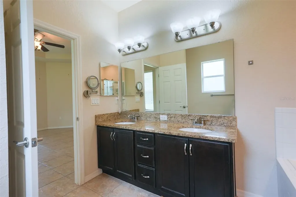 6019 Evansbrook Drive Zephyrhills FL 33541
