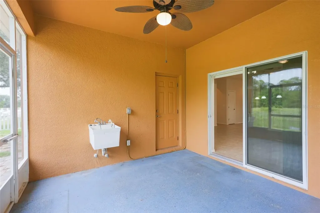 6019 Evansbrook Drive Zephyrhills FL 33541
