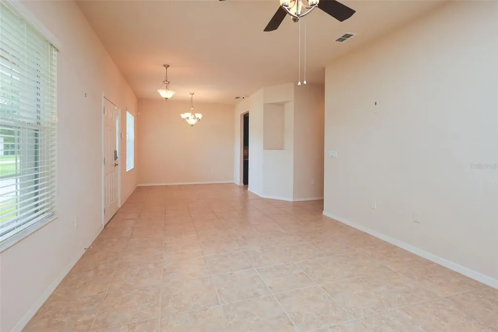 6019 Evansbrook Drive Zephyrhills FL 33541