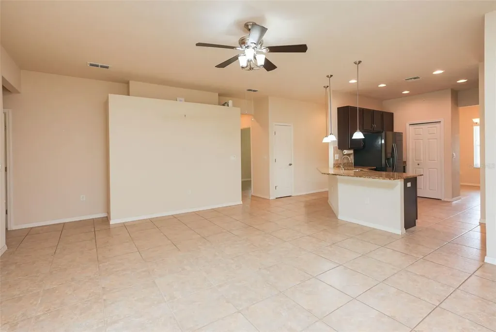 6019 Evansbrook Drive Zephyrhills FL 33541