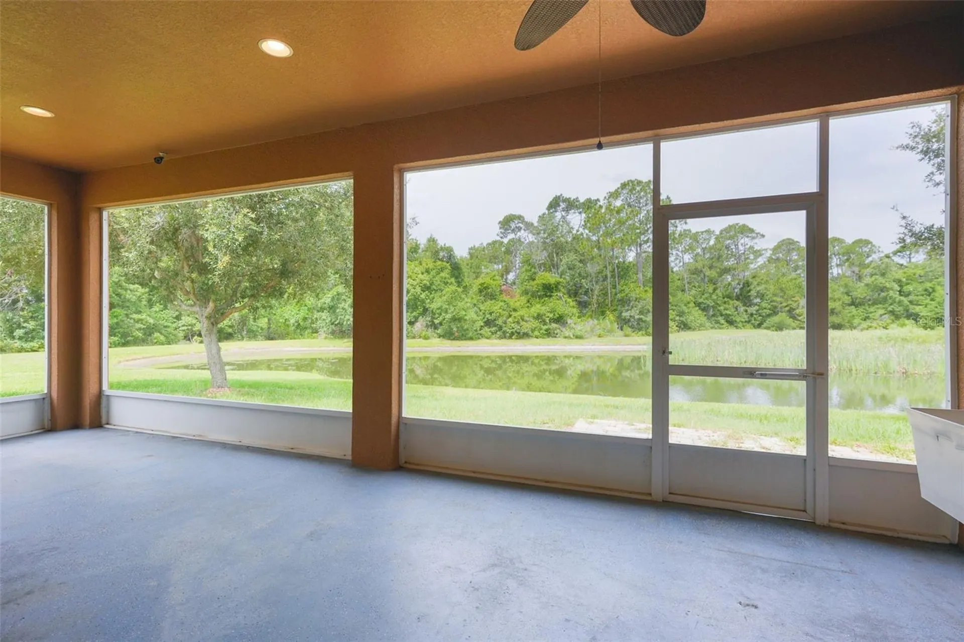 6019 Evansbrook Drive Zephyrhills FL 33541