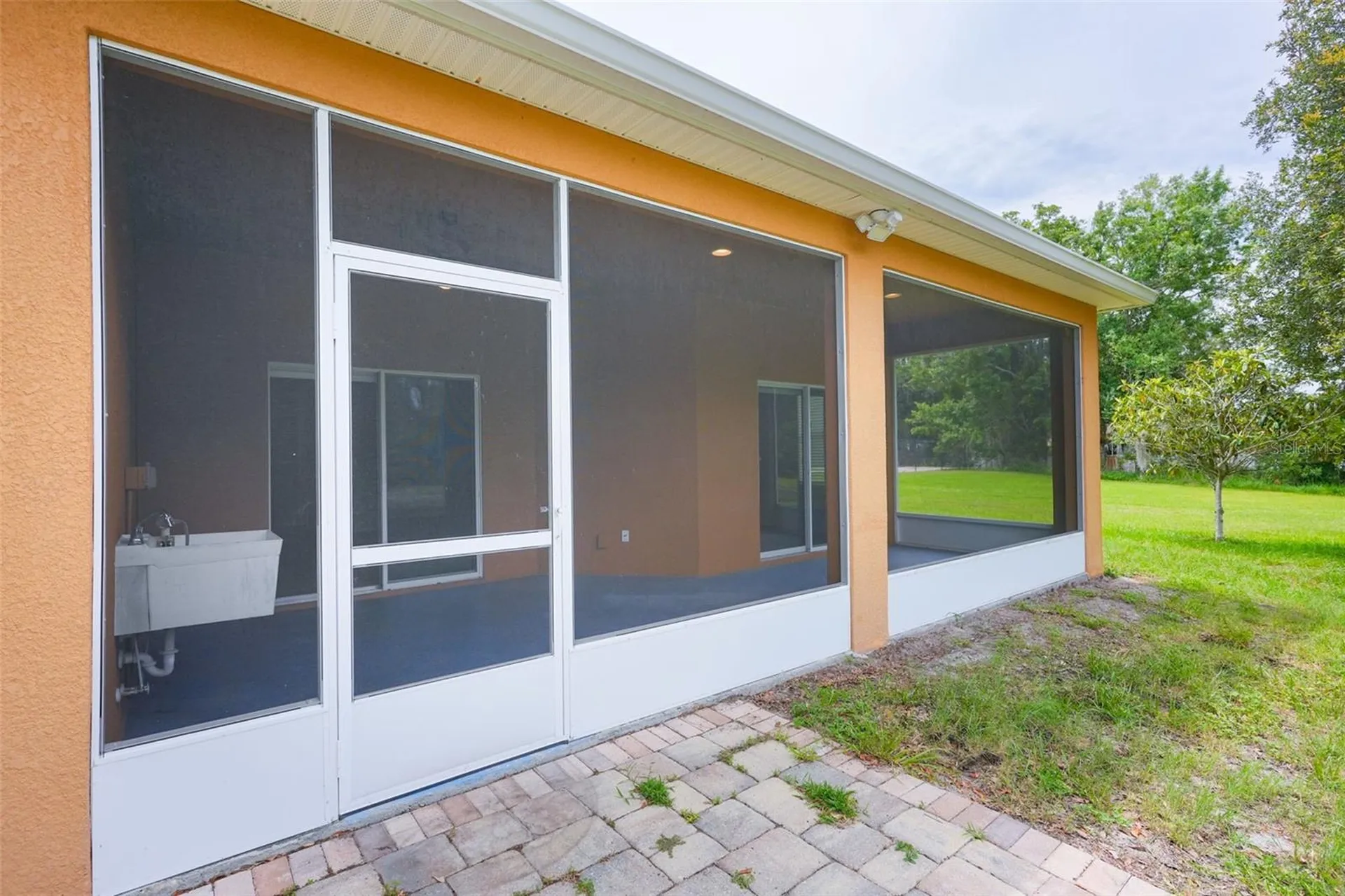 6019 Evansbrook Drive Zephyrhills FL 33541