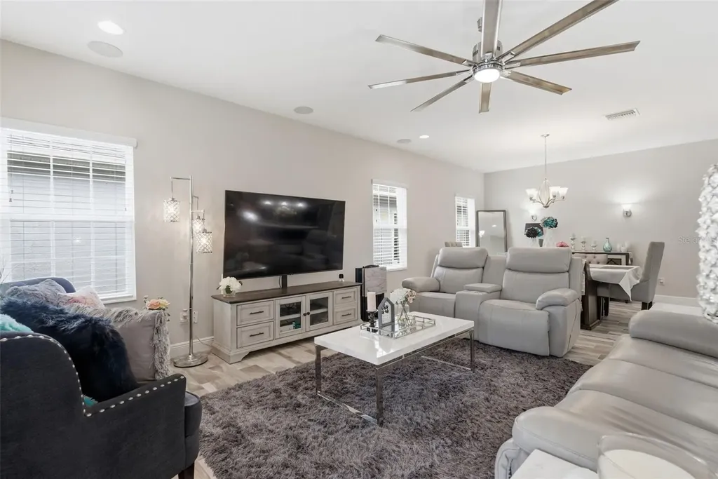 5565 Silver Sun Drive Apollo Beach FL 33572