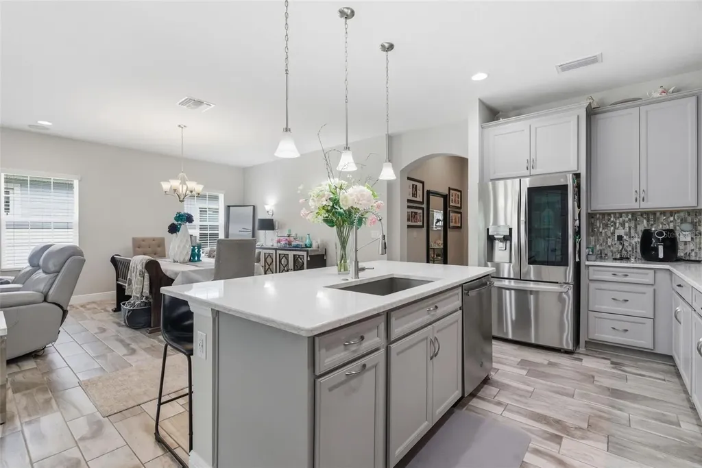 5565 Silver Sun Drive Apollo Beach FL 33572