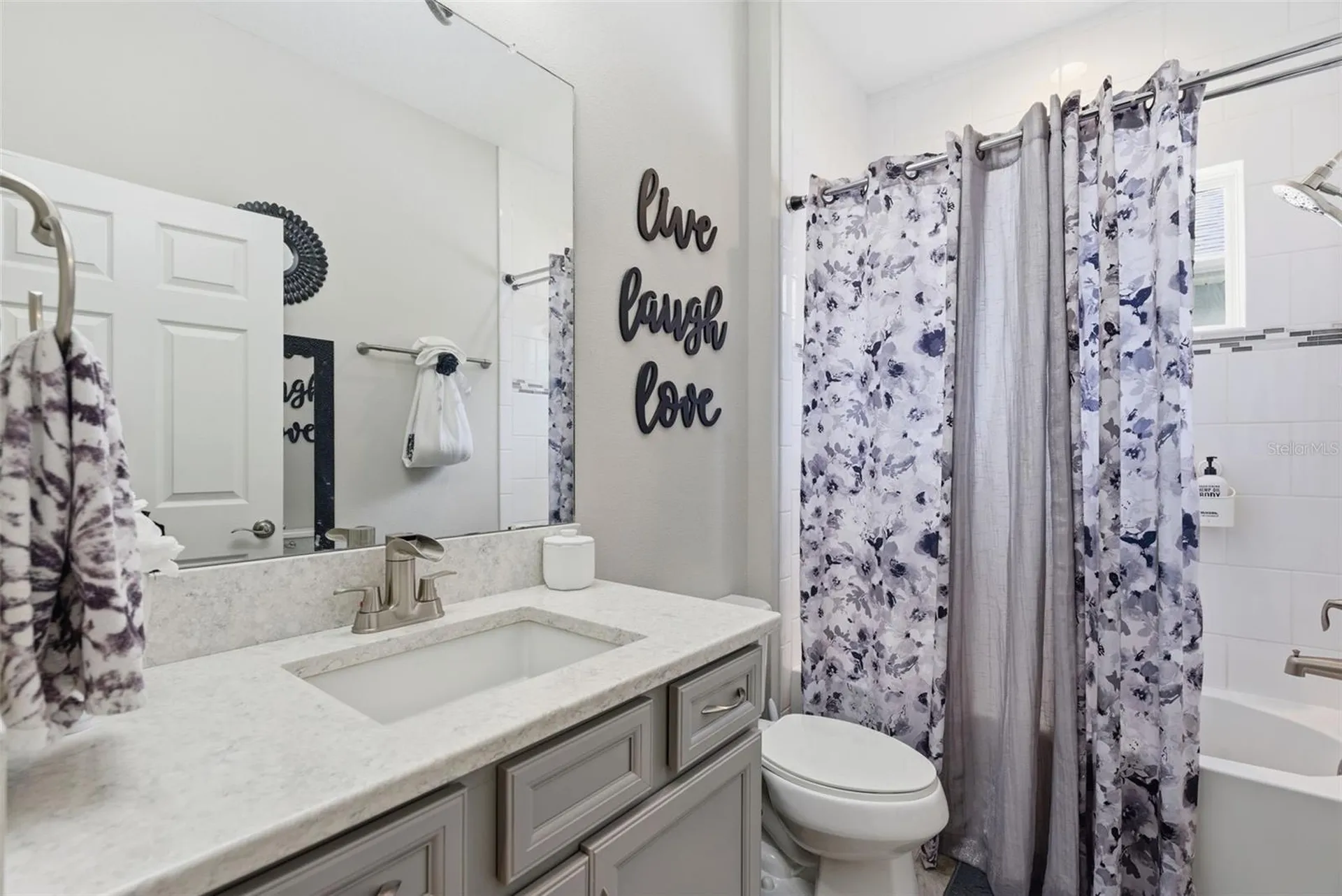 5565 Silver Sun Drive Apollo Beach FL 33572
