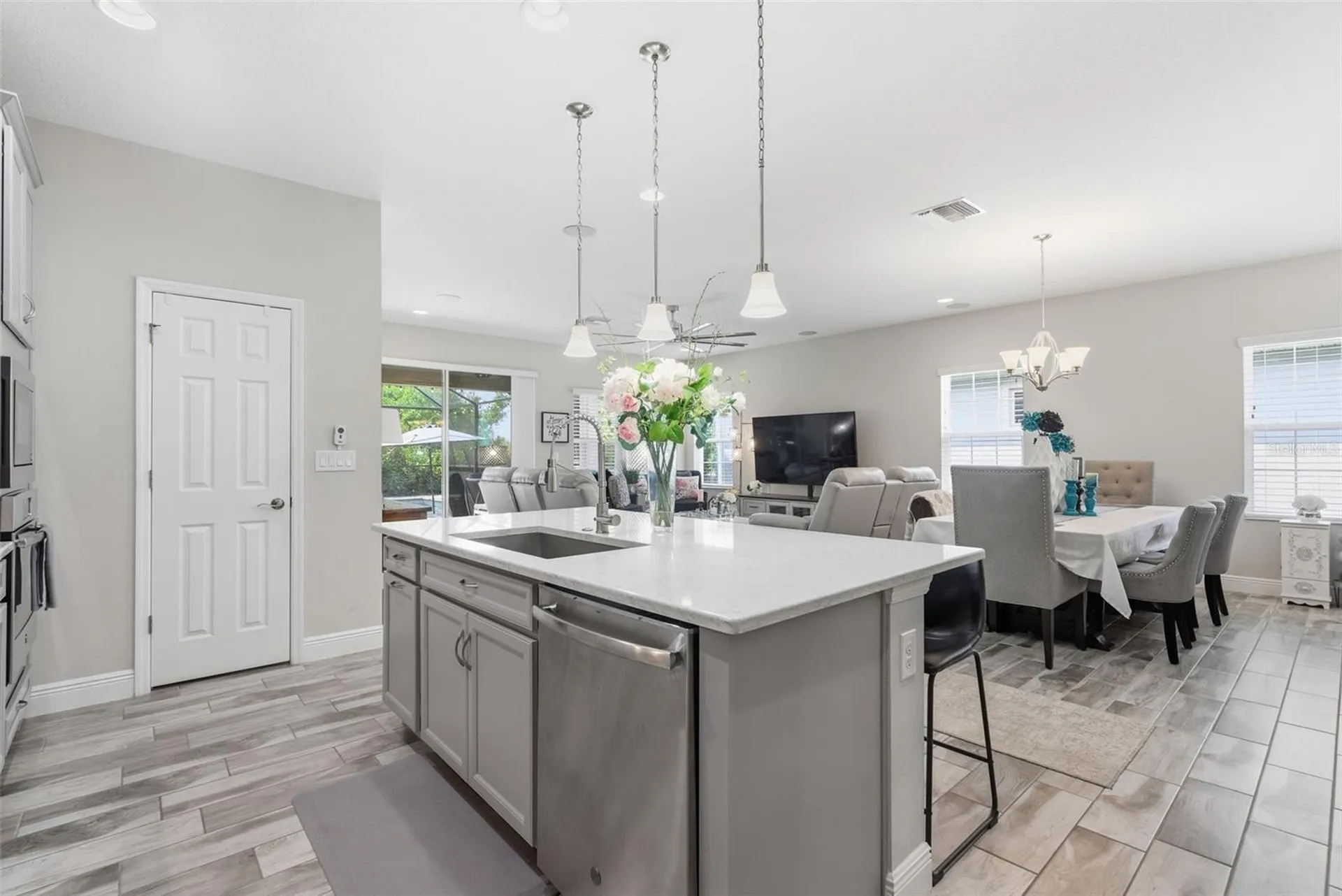 5565 Silver Sun Drive Apollo Beach FL 33572