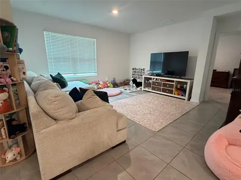 10866 Quail Grove Way San Antonio FL 33576