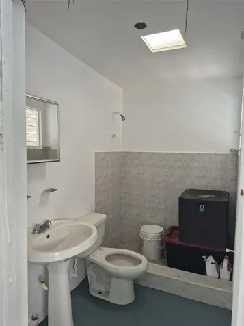 1 Barrio Mora Isabela PR 00662
