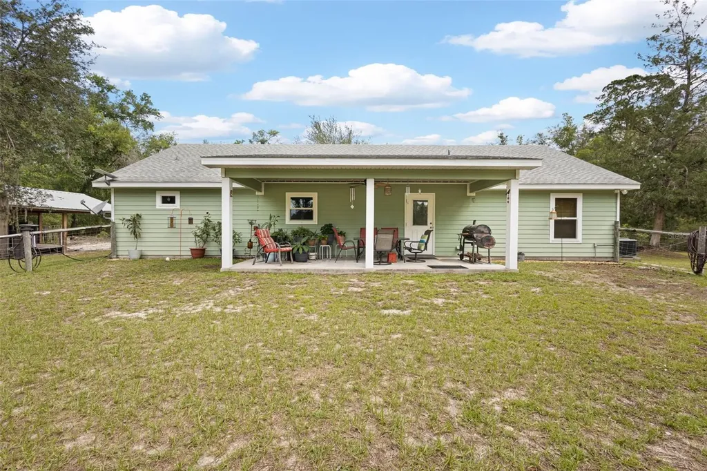 10250 NE 5th Avenue Branford FL 32008