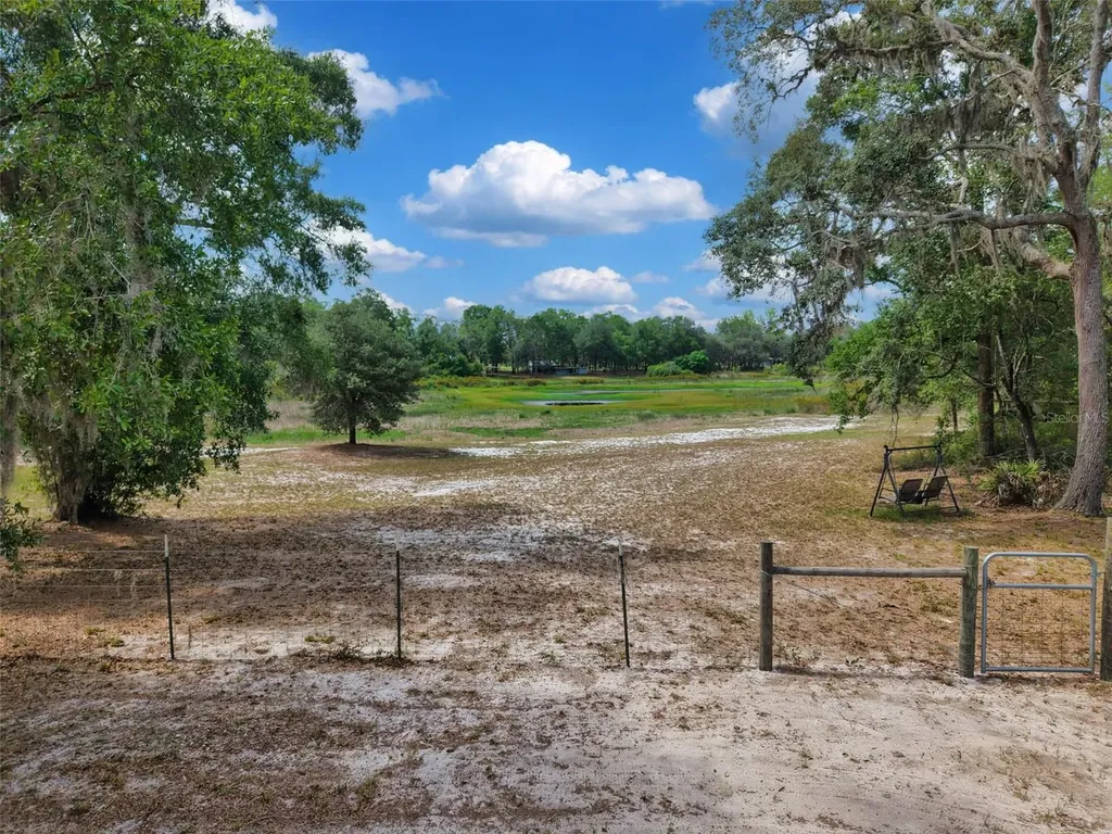 10250 NE 5th Avenue Branford FL 32008