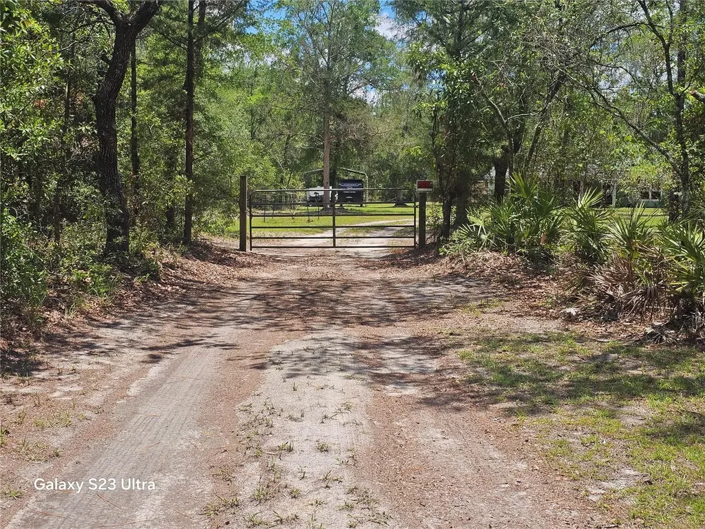 10250 NE 5th Avenue Branford FL 32008