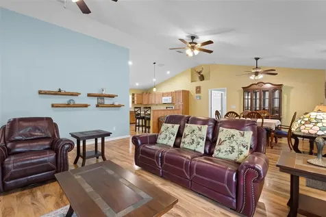 10250 NE 5th Avenue Branford FL 32008
