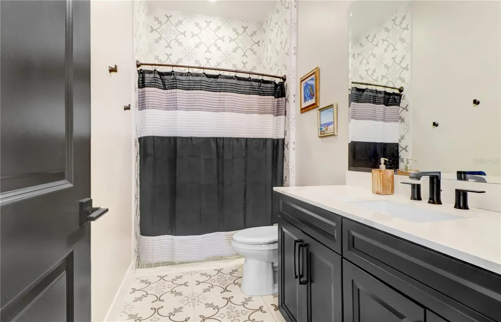 6104 Lagomar Lane Apollo Beach FL 33572