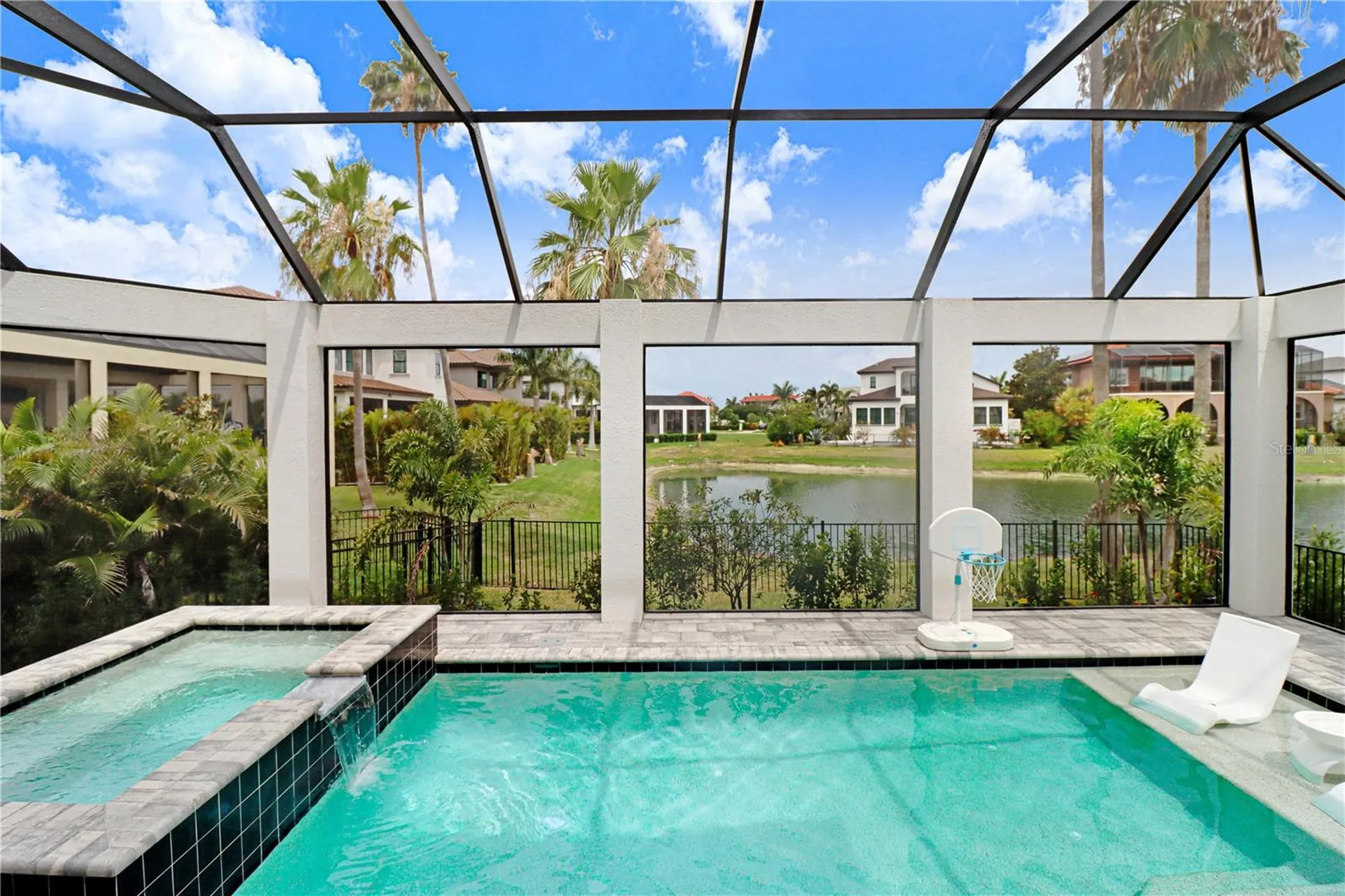 6104 Lagomar Lane Apollo Beach FL 33572