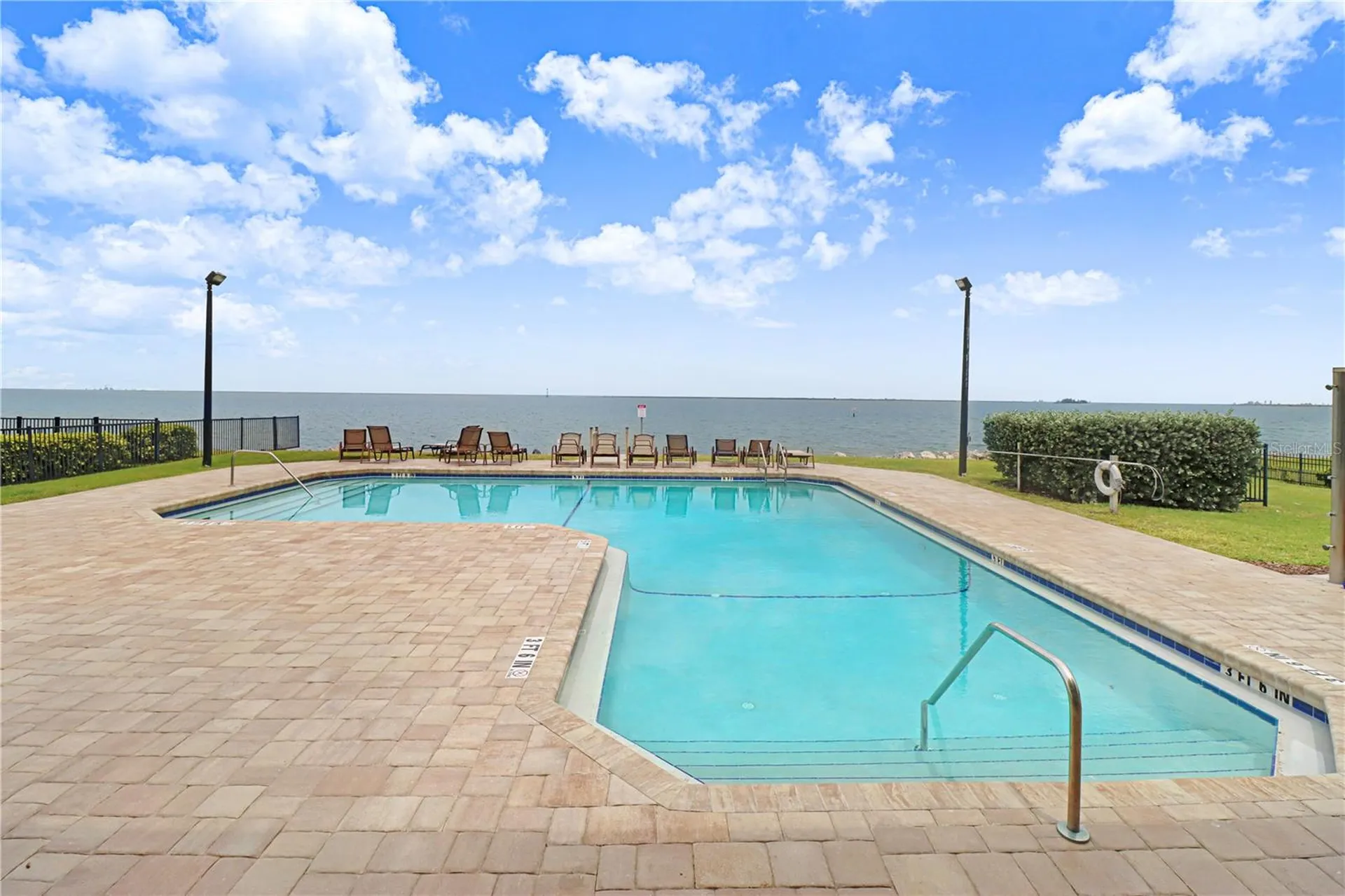 6104 Lagomar Lane Apollo Beach FL 33572