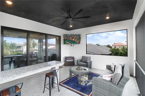 6104 Lagomar Lane Apollo Beach FL 33572