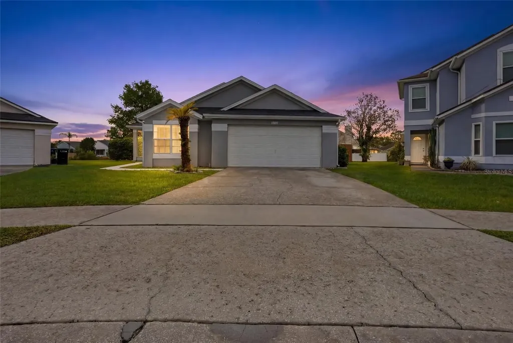 4702 Fort Bravo Court Orlando FL 32822