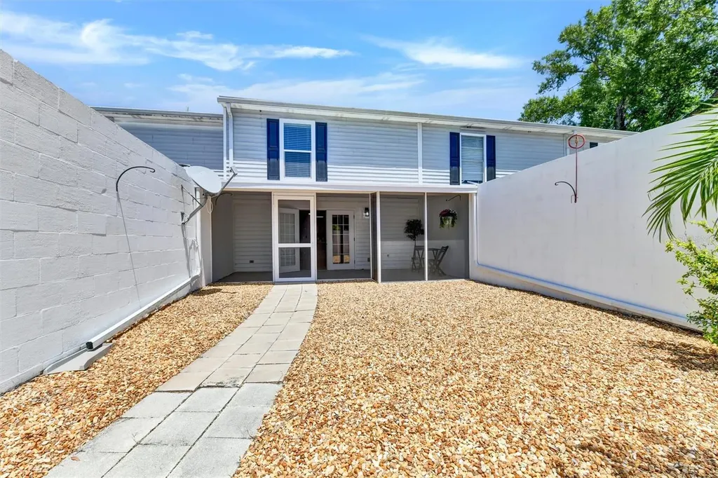 11906 Dietz Drive Tampa FL 33626