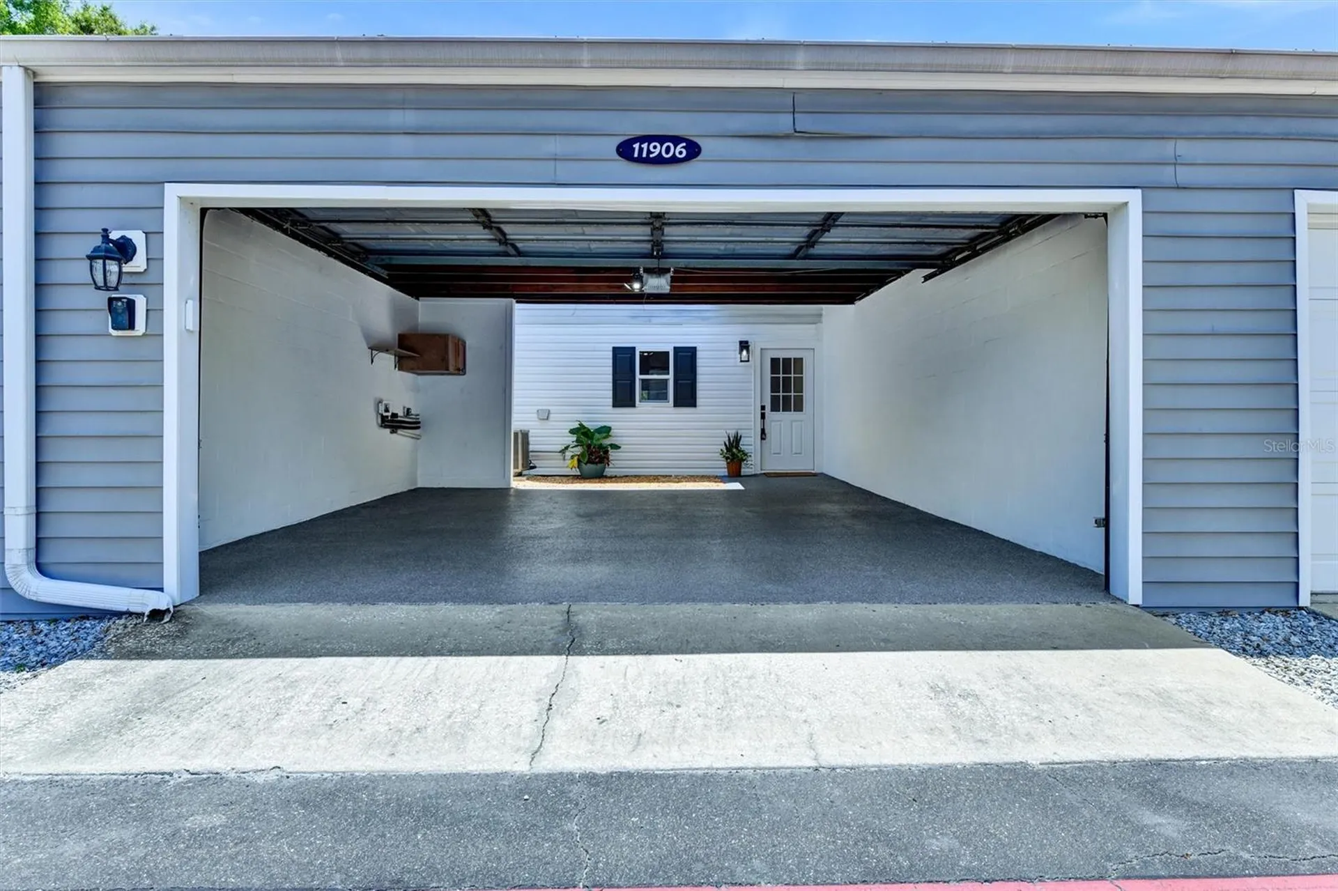 11906 Dietz Drive Tampa FL 33626