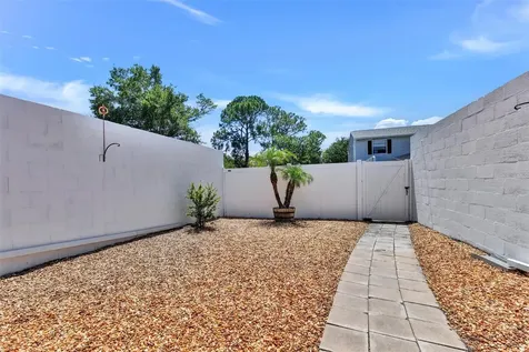11906 Dietz Drive Tampa FL 33626