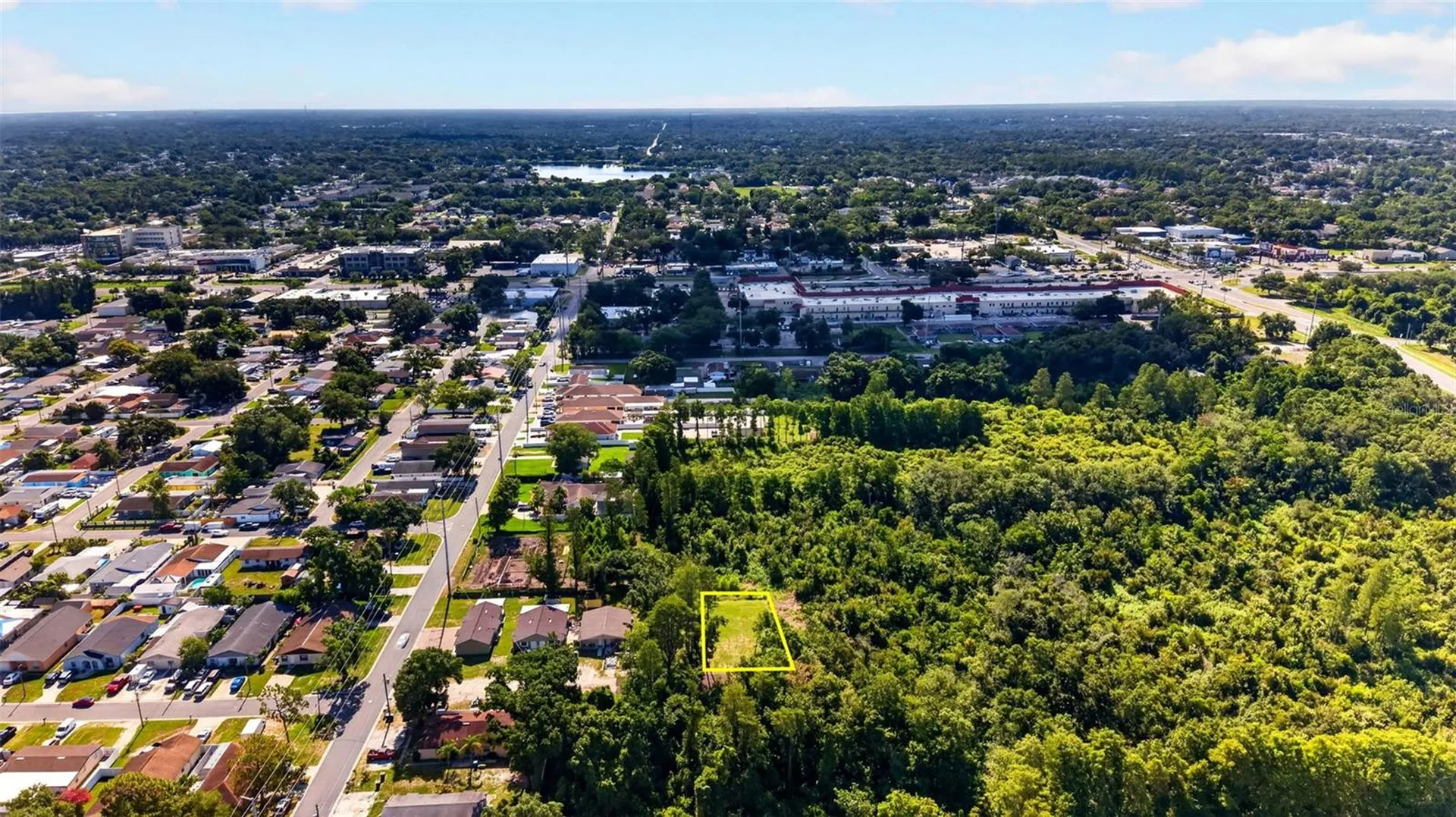 6817 N Blossom Avenue Tampa FL 33614