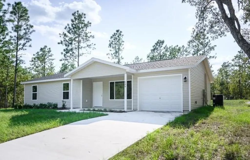 715 NE 130th Court Silver Springs FL 34488
