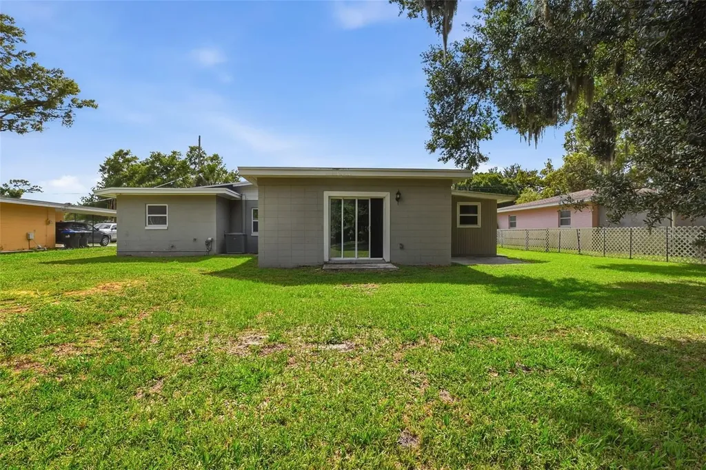 917 Kensington Drive Orlando FL 32808