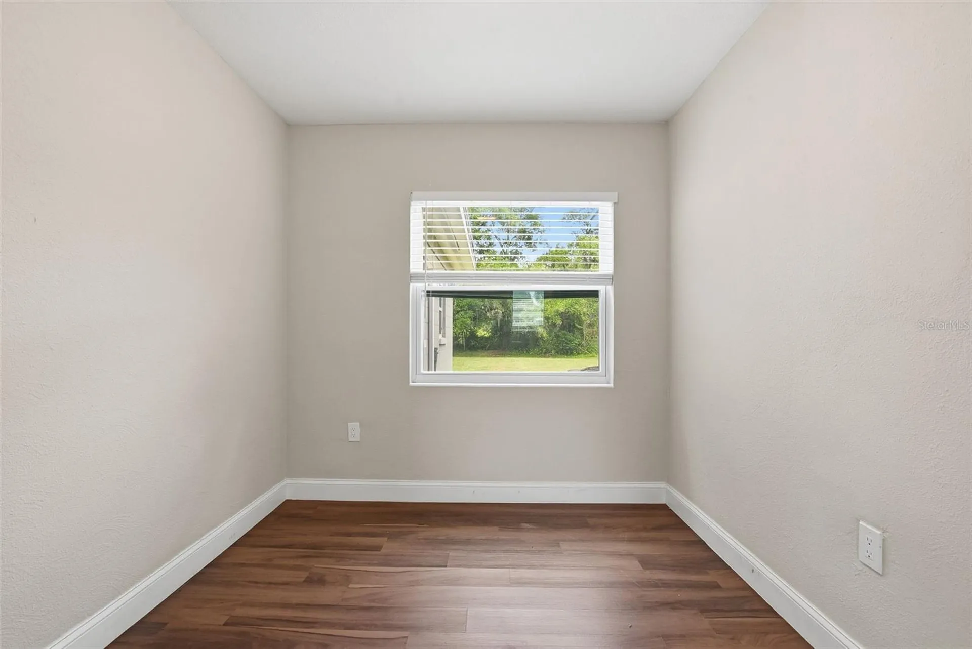 917 Kensington Drive Orlando FL 32808