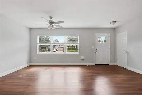 917 Kensington Drive Orlando FL 32808