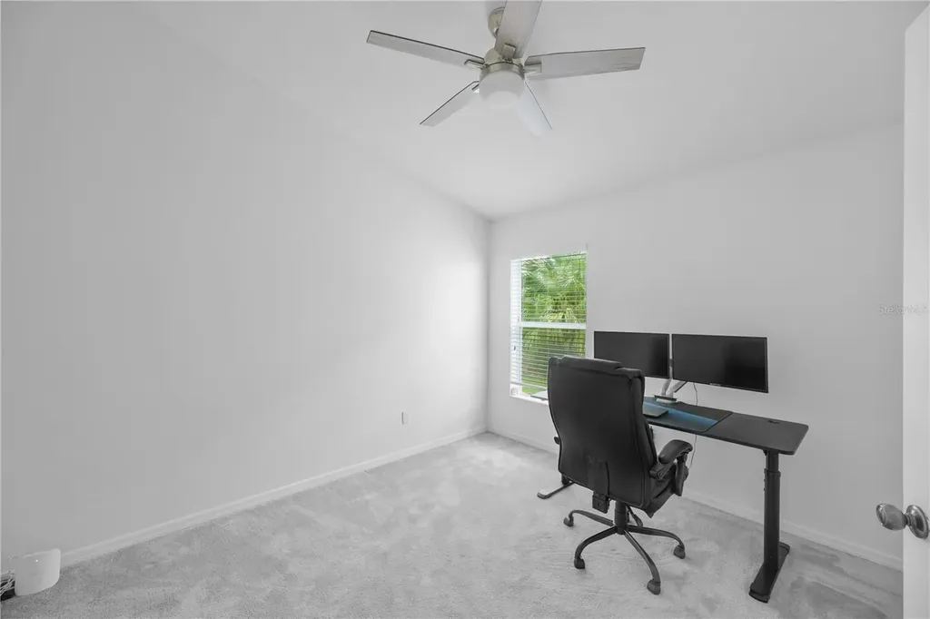 1548 Mira Lago Circle Ruskin FL 33570