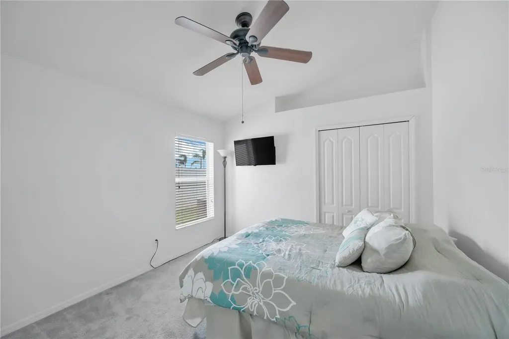 1548 Mira Lago Circle Ruskin FL 33570